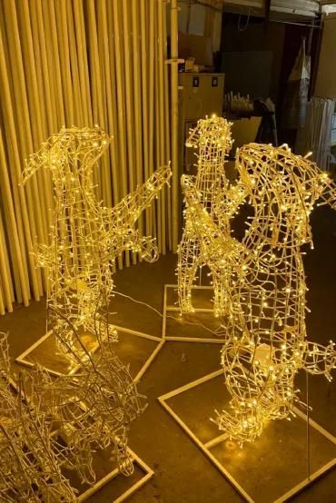 Светодиодная фигура Заяц на задних лапах объёмная Светодиодная фигура Заяц на задних лапах объёмная